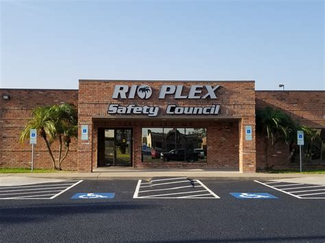 Rio plex - Rio Plex Safety Council offers various training courses on safety, health and environmental topics for employees of Rio Plex and other companies. The courses cover topics such as asbestos, benzene, confined space, COVID-19, electrical safety, scaffold, and more. 